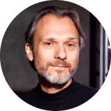 Александр Шаронов